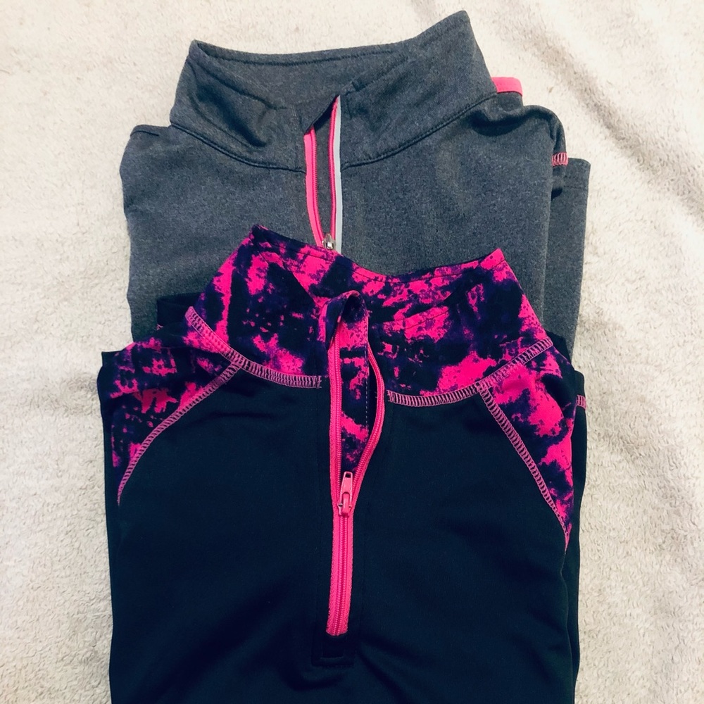 2 lightweight pullovers
